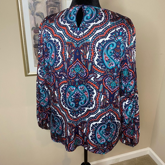 Talbots Vibrant Paisley Top - Picture 3 of 7